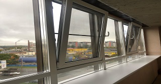 Холодное остекление балкона Большой Камень цена от 8331 руб. м/п. за 50 часов