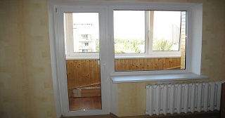 Ремонт балконной двери Большой Камень, цена от 990 руб.
